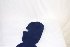 HJÄLMHUVA STICKAD BLÅ DIVKL